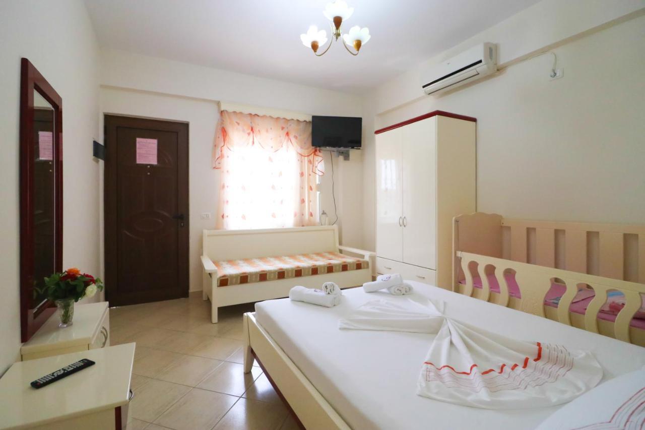 Apartments Vila Roboci Sarande Exterior photo